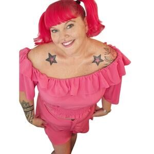 Hot Pink 2 Piece Set 2XL Off Shoulder Ruffle Crop Top & Flowy Shorts Barbiecore